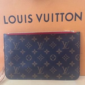 Louis Vuitton Monogram Neverfull Pochette